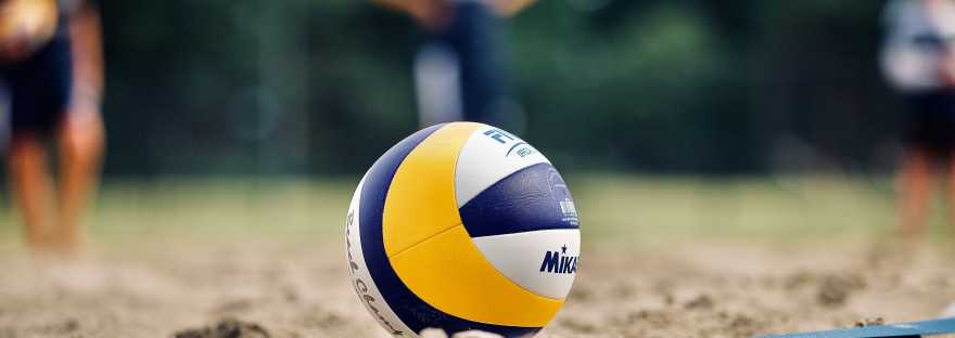 Tips for choosing volleyball gear for tournaments